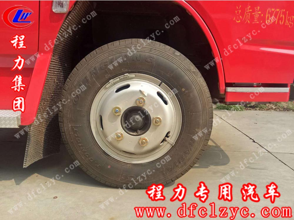 東風(fēng)小多利卡水罐消防車(chē)（國(guó)五）外觀細(xì)節(jié)圖