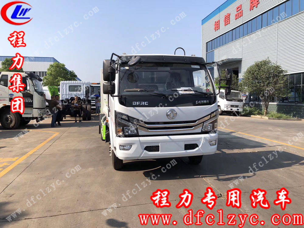 程力集團東風多利卡壓縮垃圾車